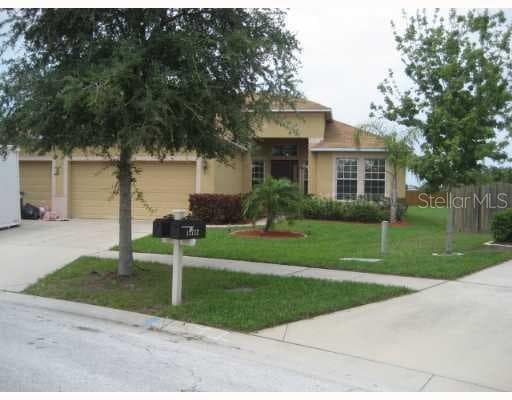 11710 GROVE ARCADE DRIVE RIVERVIEW, FL 33569