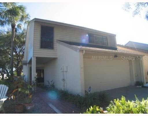 4219 HARTWOOD LANE Tampa, FL 33618