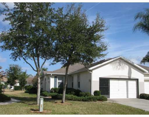 2171 ACADIA GREENS DRIVE UNIT 11 Sun City Center, FL 33573