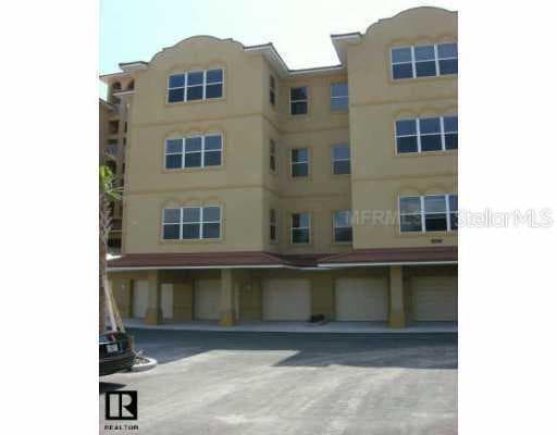 606 WELLS COURT UNIT 401 Clearwater, FL 33785