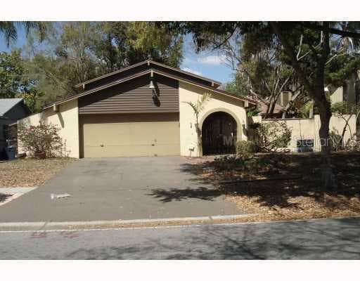 7021 TWELVE OAKS Tampa, FL 33634
