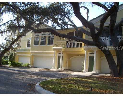 15350 AMBERLY DRIVE UNIT 623 Tampa, FL 33647
