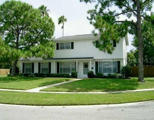 8402 SANDSTONE COURT TAMPA, FL 33615