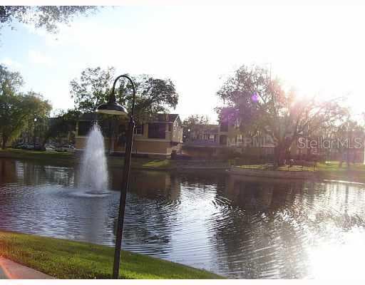 10101 COURTNEY PALMS DRIVE UNIT 103 Tampa, FL 33619