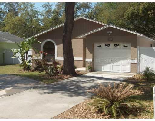 6807 S DAUPHIN AVENUE TAMPA, FL 33611