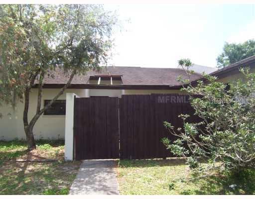 11411 MIDFIELD WAY Tampa, FL 33624
