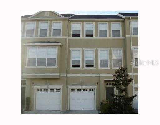 3033 POINTEVIEW DRIVE Tampa, FL 33611