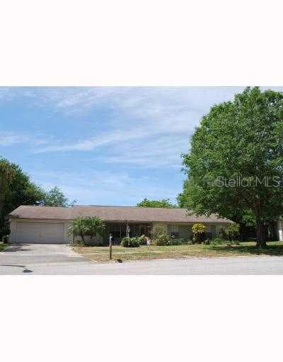 2208 SPYGLASS HILL CREEK Valrico, FL 33596