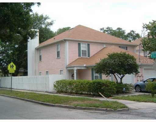 3219 W SANTIAGO STREET TAMPA, FL 33629