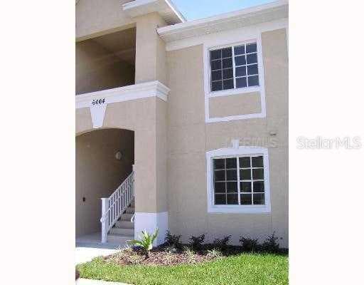 6004 PORTSDALE PLACE UNIT 202 Riverview, FL 33569