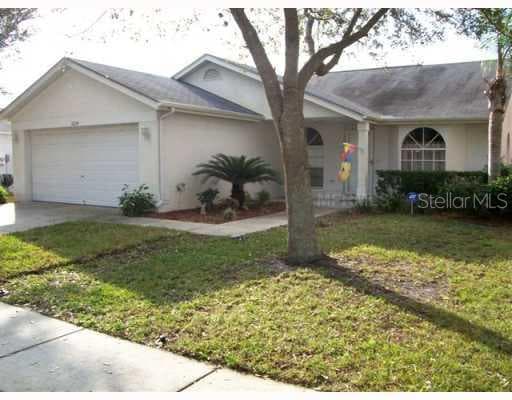 11214 CLAYRIDGE DRIVE TAMPA, FL 33635