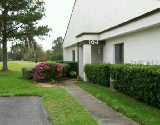 104 S GRANADA COURT PLANT CITY, FL 33563