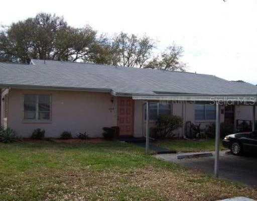 1828 FOXHUNT DRIVE UNIT 33 Sun City Center, FL 33573