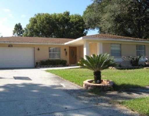 631 RED ROBIN ROAD SEFFNER, FL 33584
