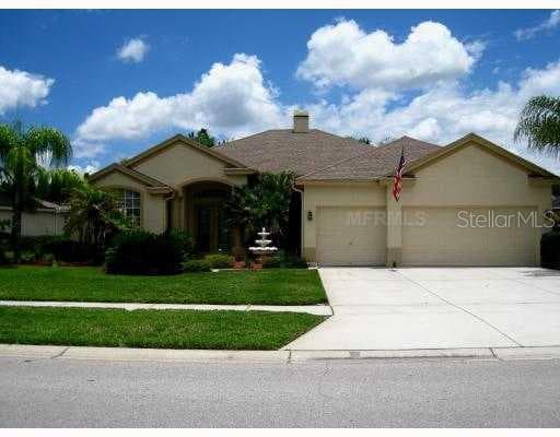 18933 SAINT LAURENT DRIVE LUTZ, FL 33558