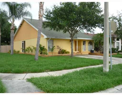 8627 COTTONWAY LANE TAMPA, FL 33635