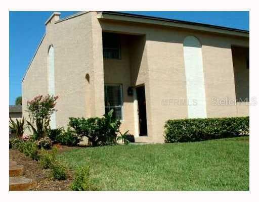 4527 W LA VILLA LANE UNIT 4527 TAMPA, FL 33611