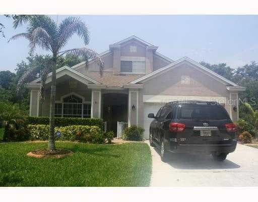 2134 BRANDON PARK CIRCLE BRANDON, FL 33510