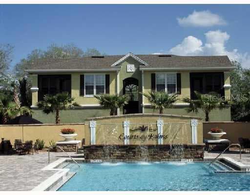 2404 COURTNEY MEADOWS COURT UNIT 101 TAMPA, FL 33619