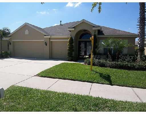 10130 KINGSBRIDGE AVENUE TAMPA, FL 33626
