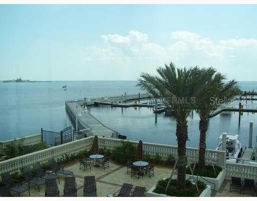 6031 BOWEN DANIEL DRIVE UNIT 105 TAMPA, FL 33616