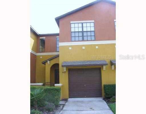 1028 BLACKWATER DRIVE WESLEY CHAPEL, FL 33543