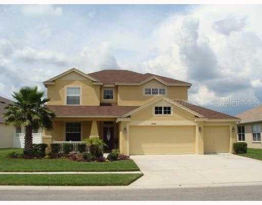 27345 WHISPERING BIRCH WAY WESLEY CHAPEL, FL 33544