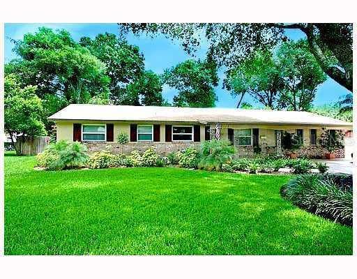 8113 N OLA AVENUE TAMPA, FL 33604