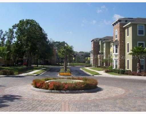 10105 COURTNEY PALMS BOULEVARD UNIT 302 TAMPA, FL 33619