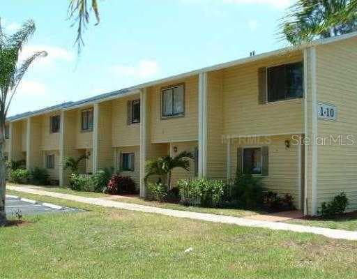22726 GAGE LP UNIT 3 LAND O LAKES, FL 34639