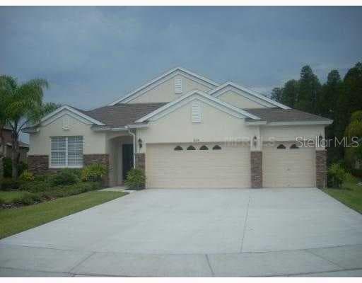 8719 PRESTON WOODS COURT LAND O LAKES, FL 34638
