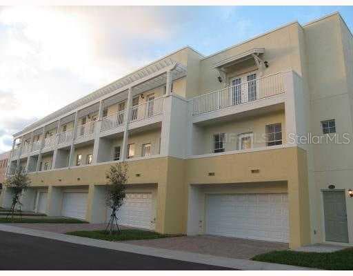 4527 BAY SPRING COURT UNIT 28 TAMPA, FL 33611