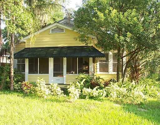 326 W CREST AVENUE TAMPA, FL 33603
