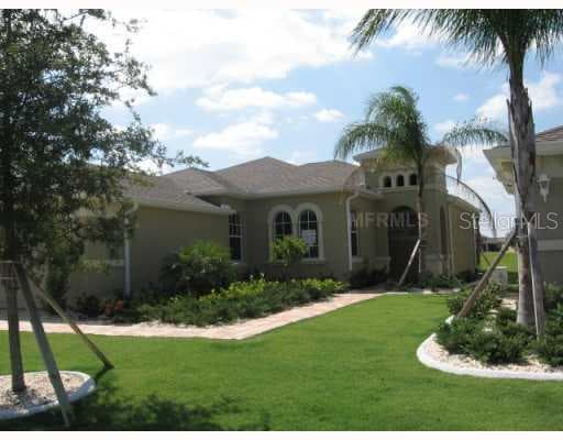 819 REGAL MANOR WAY SUN CITY CENTER, FL 33573