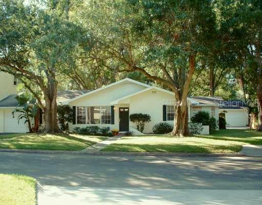 4104 W Leona STREET Tampa, FL 33629