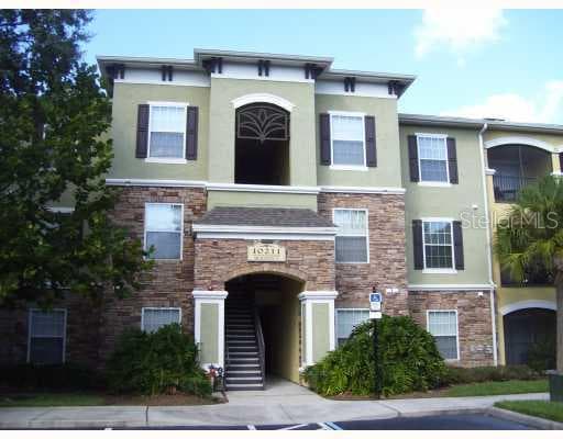 10211 COURTNEY PALMS BOULEVARD UNIT 303 TAMPA, FL 33619