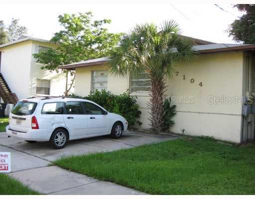 7104 S KISSIMMEE STREET UNIT B TAMPA, FL 33616
