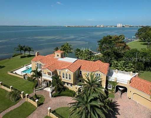 2199 SERPENTINE CIRCLE S ST PETERSBURG, FL 33712