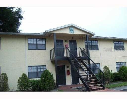 202 PINE VIOLET COURT UNIT 201 TAMPA, FL 33612