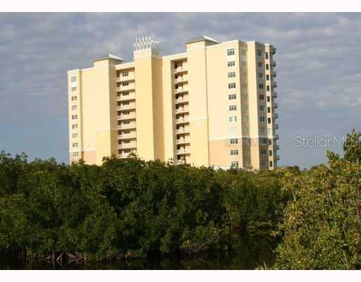10851 MANGROVE CAY LANE NE UNIT 715 ST PETERSBURG, FL 33716