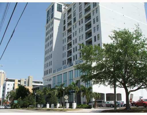 226 5TH AVENUE N UNIT 1202 ST PETERSBURG, FL 33701