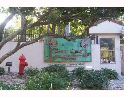 4769 PURITAN CIRCLE UNIT 401 TAMPA, FL 33617