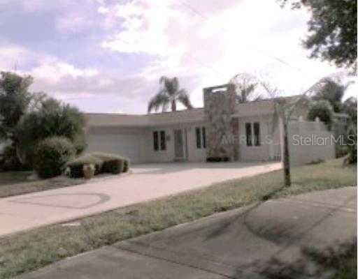 742 GRAN KAYMEN WAY APOLLO BEACH, FL 33572