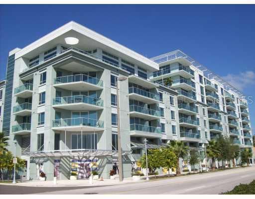 111 N 12TH STREET UNIT 1428 TAMPA, FL 33602