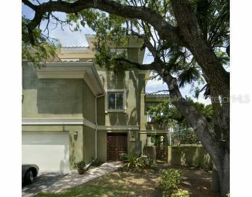 4907 BAYSHORE BOULEVARD UNIT 106 TAMPA, FL 33611