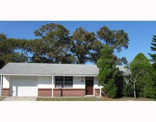 910 GAINESWAY DRIVE TARPON SPRINGS, FL 34689