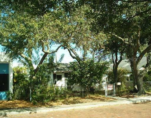 708 1ST AVENUE SW LARGO, FL 33770
