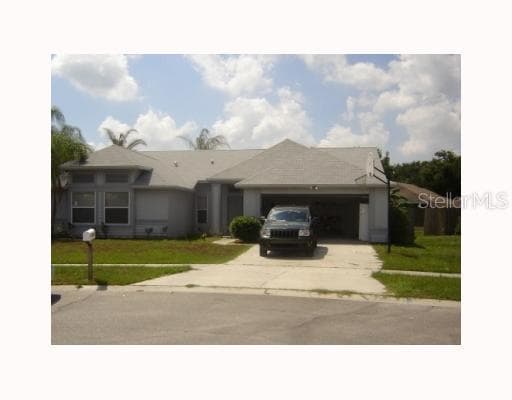 2105 HAYDON COURT BRANDON, FL 33511