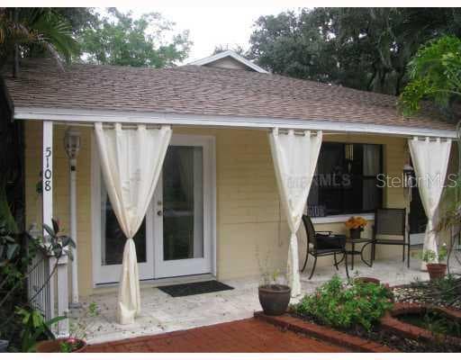 5108 S JULES VERNE COURT TAMPA, FL 33611