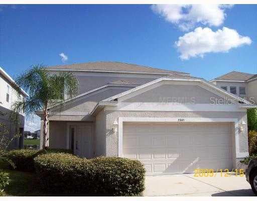 7945 CARRIAGE POINTE DRIVE GIBSONTON, FL 33534